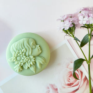 Handmade Artisan Natural Soap | Charming Portraits-Vasilisa | Aloe Vera, Green Tea & Citrus Scent – With Silk & Aloe Vera - Tammi Home