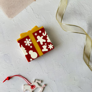 Handmade Artisan Christmas Soap | Christmas Day - Red | Pine, Bayberry, Orange & Cinnamon Scent - Tammi Home