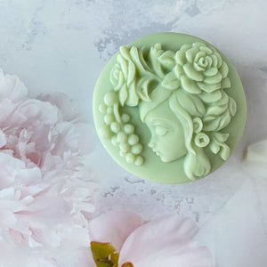 Handmade Artisan Natural Soap | Charming Portraits-Desdeia | Aloe Vera, Green Tea & Citrus Scent – With Silk & Aloe Vera - Tammi Home