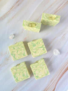 Luxury Artisanal Handmade Soap，Gemstone Collection – Clear Quartz – Citrus & Pineapple Scent – with Silk - Tammi Home